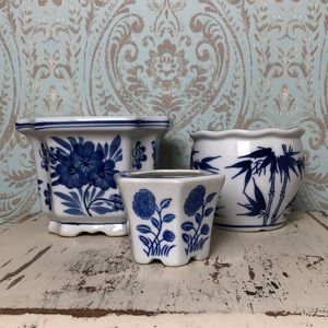 Bundle of 3 Blue and White Planters